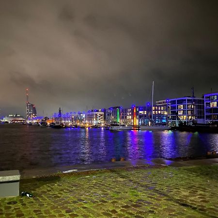 Ferienwohnung Bootshaus Am Neuen Hafen Bremerhaven Exterior foto