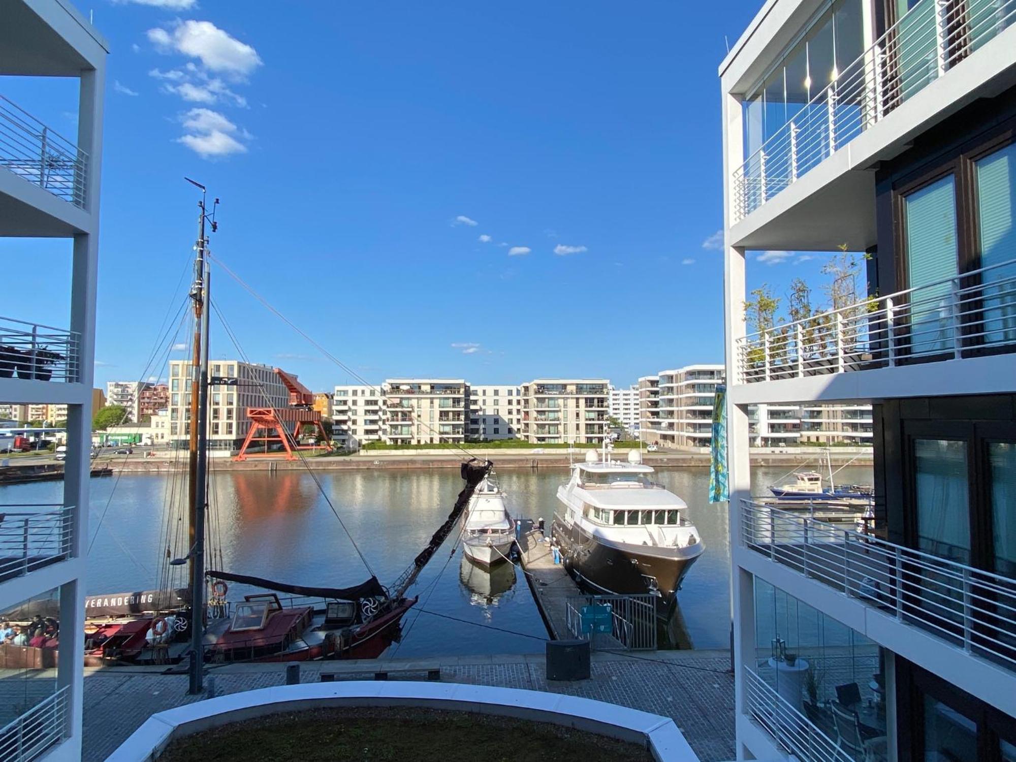 Ferienwohnung Bootshaus Am Neuen Hafen Bremerhaven Exterior foto